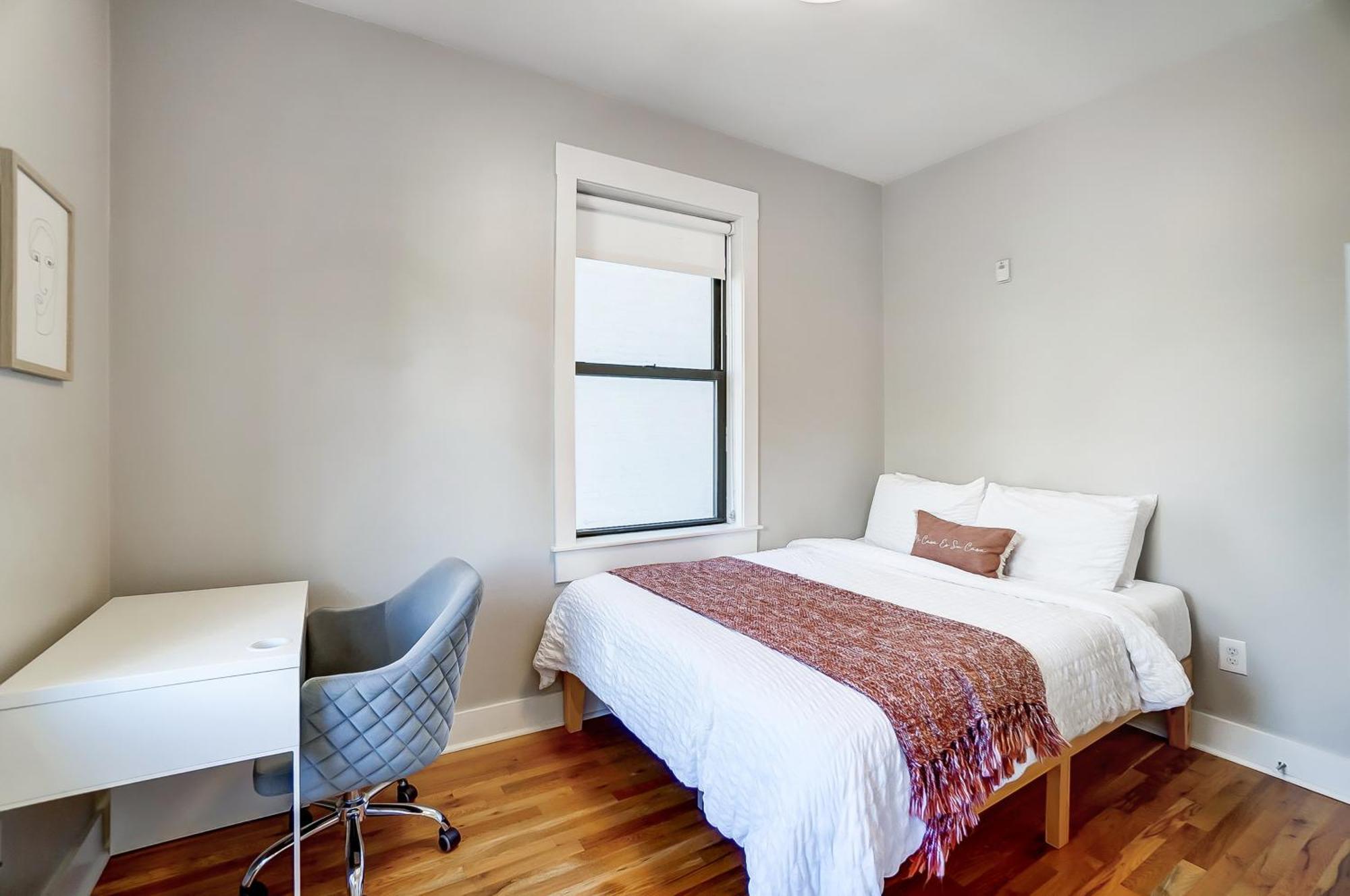 Sunny Downtown Apartment, Walk To Washington Park! Cincinnati Exteriör bild